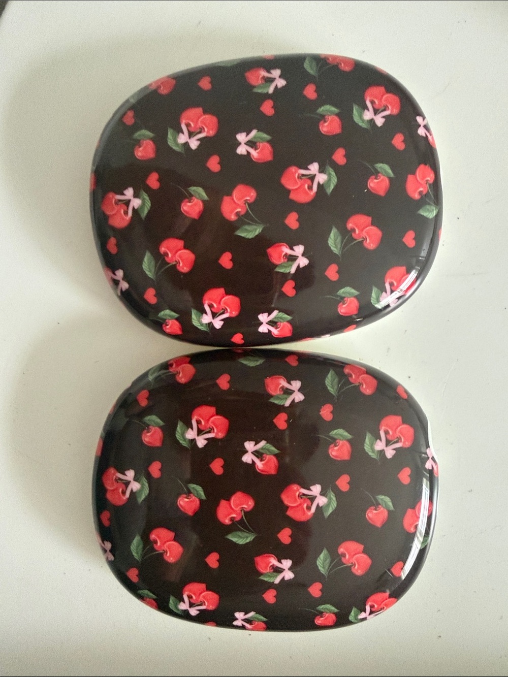 Apple AirPods Max with covers and case - Picture 3 of 7
